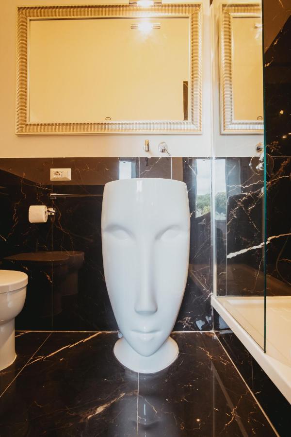 Rhome Colosseum Business Collection Rome Bagian luar foto